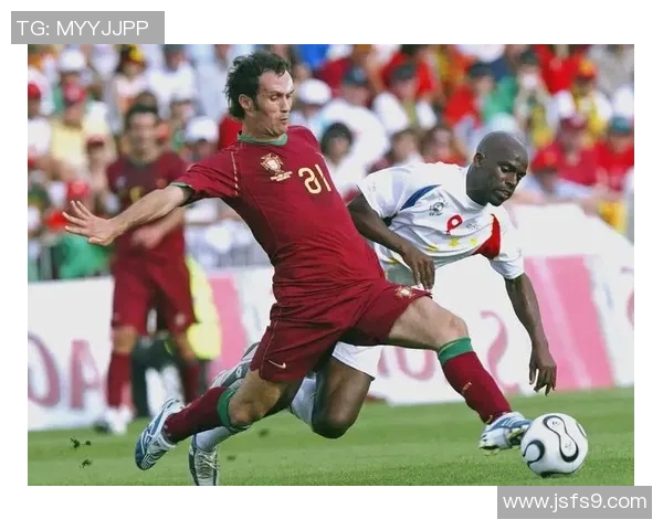 辉煌岁月中的传奇球员回顾尼日利亚足球明星的历史与成就